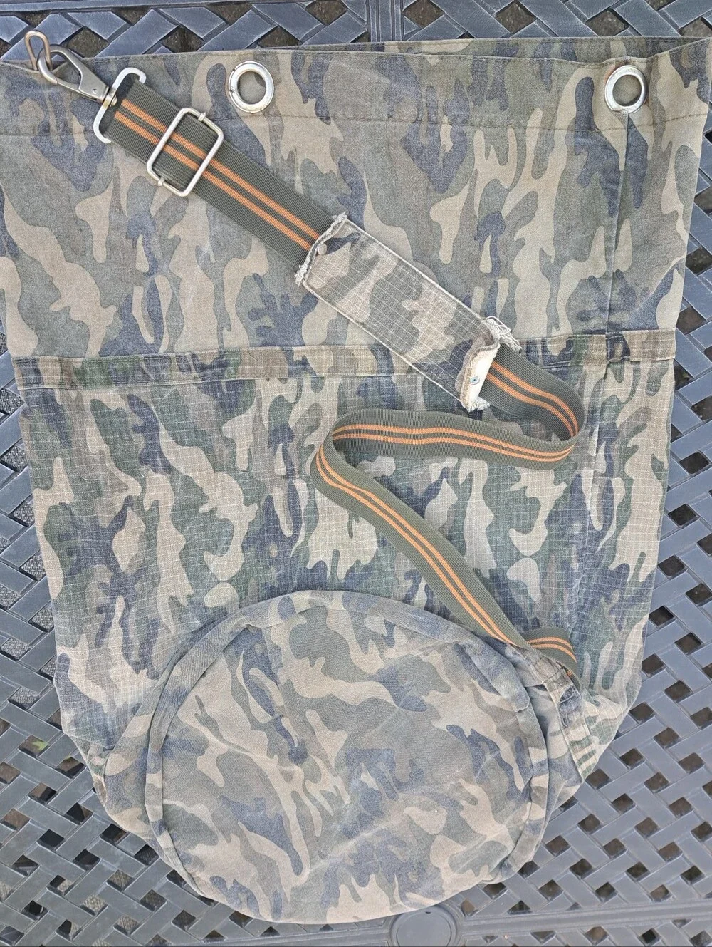Vintage GAP Duffle